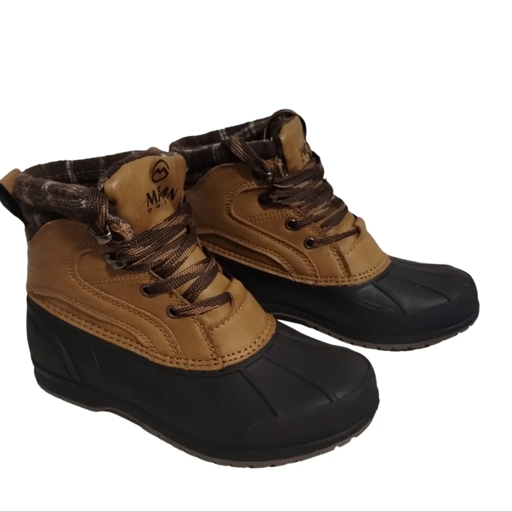 Magellan Outdoor Duck Boots Youth Size 2D Brown Black Lace up Ankle Boots Rain‎
